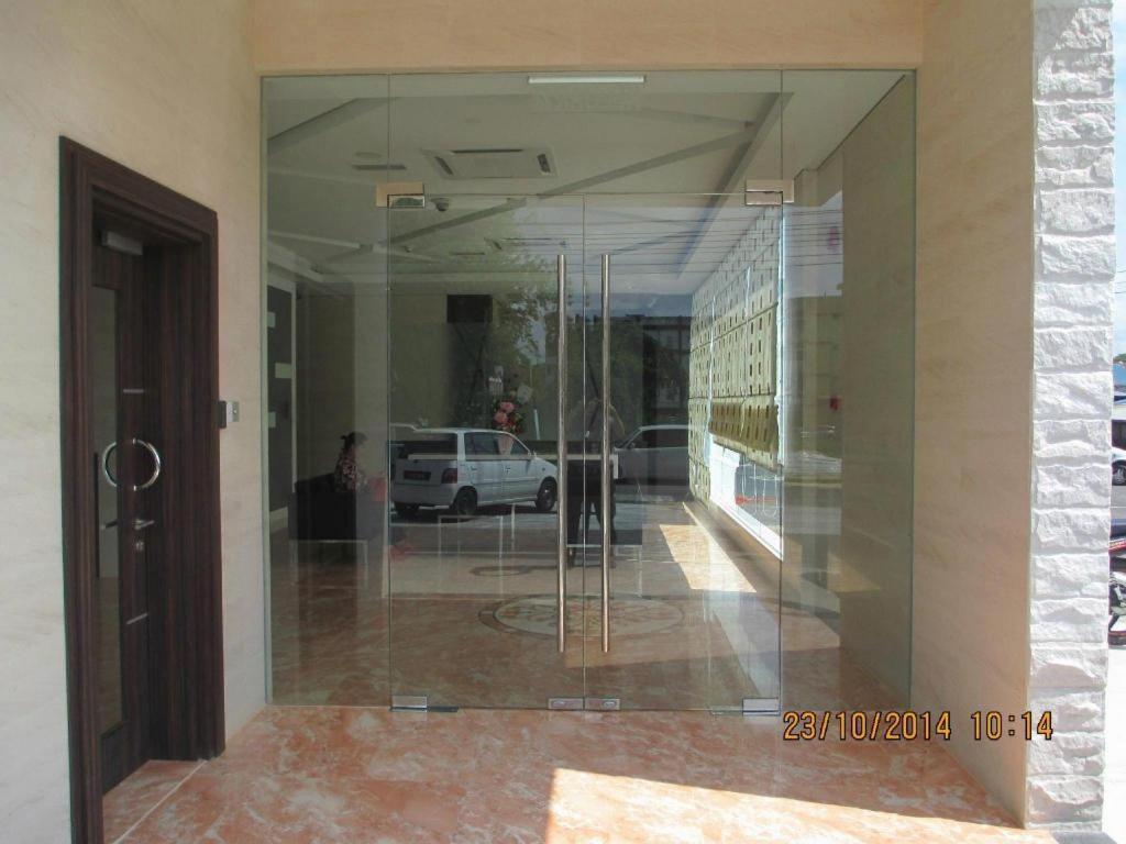 Kemena View Hotel Kuching Extérieur photo
